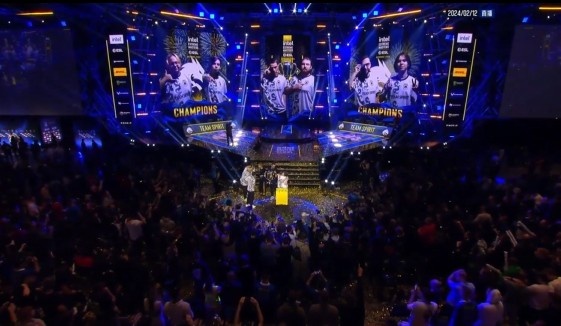 不懈努力 不懈努力