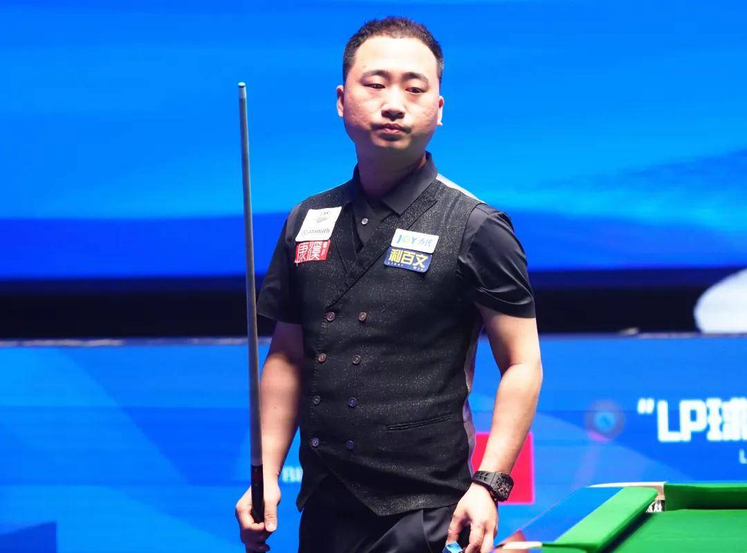 展全部武力 展全部武力