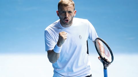 肯尼亚公开赛克鲁斯维克夺取领先 金子豪李昊桐T10